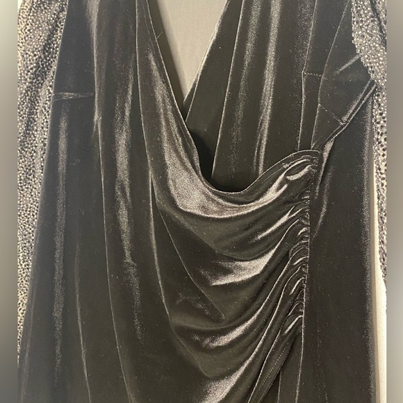 AMARYLLIS BLACK VELVET FAUX WRAP SIDE RUCHING POLKA DOT SHEER LONG SLEEVES - Picture 7 of 10